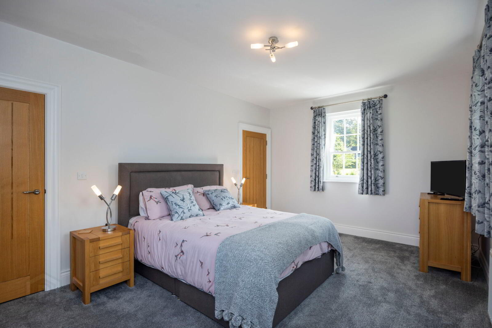 12 Glenmachan Park 28 of 48