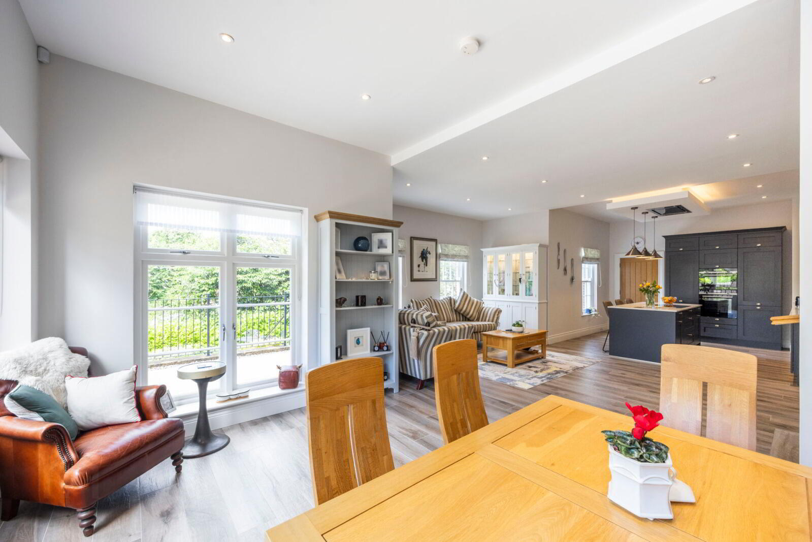 12 Glenmachan Park 18 of 48