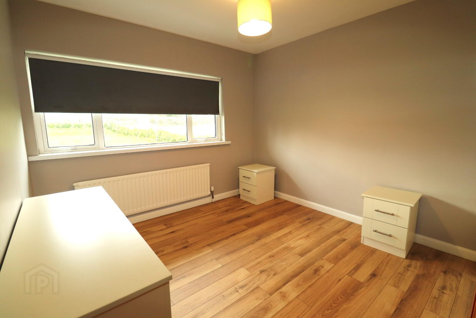 4 Woodhouse Road 13 of 17