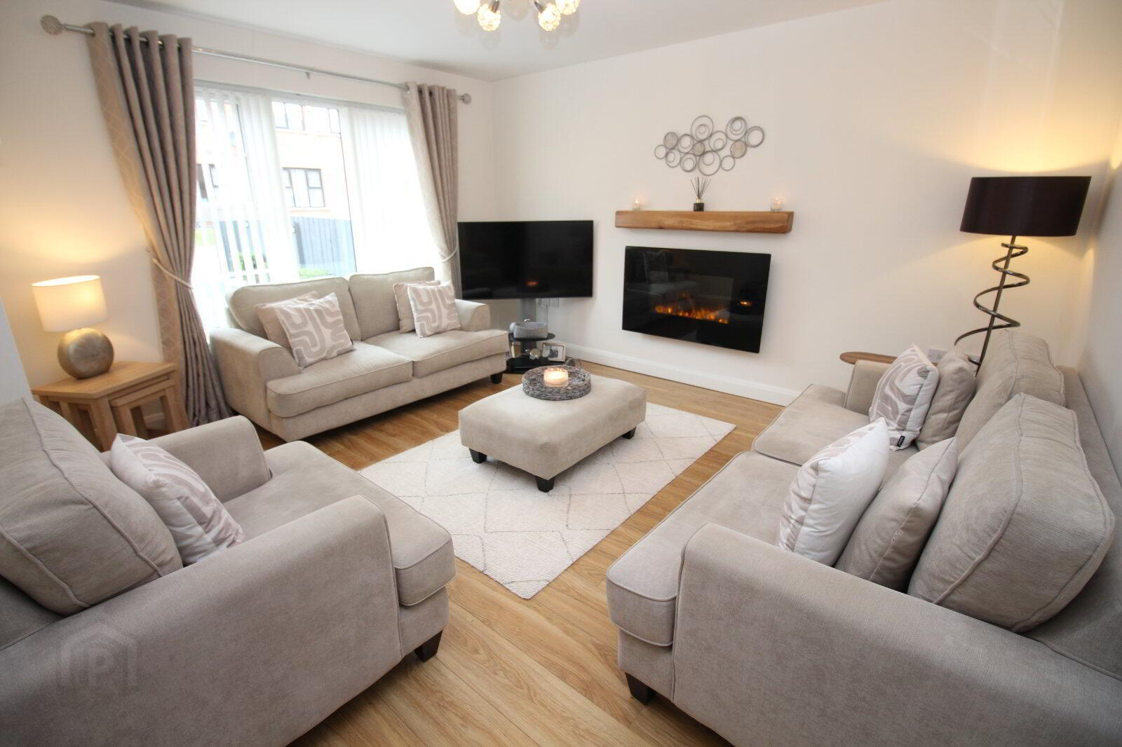 5 Highgrove Crescent 4 of 20