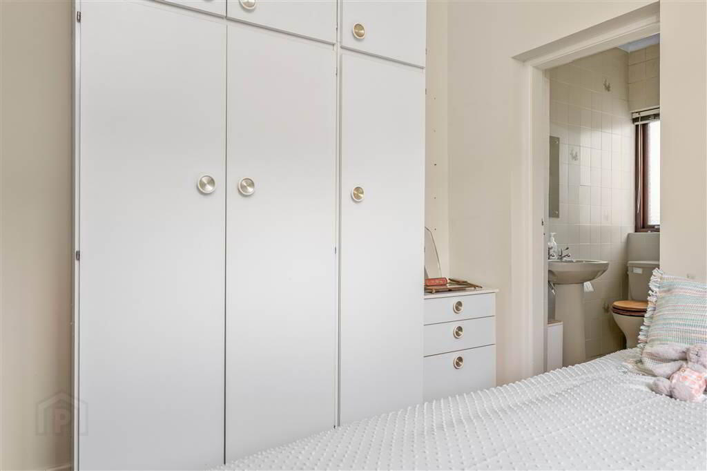 76 Grange Road 17 of 33