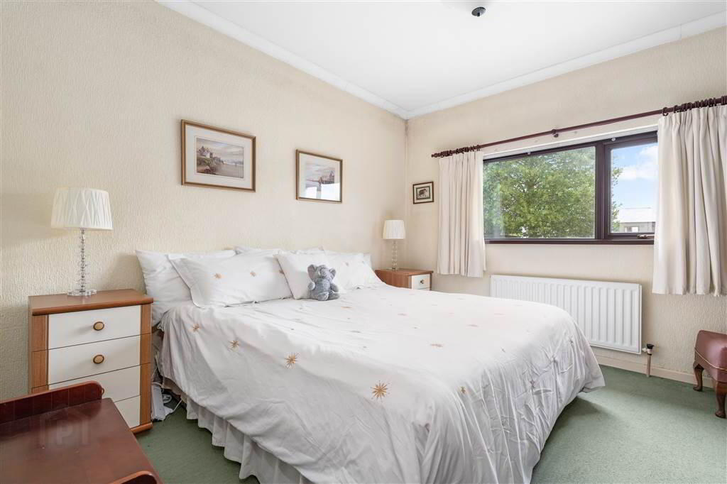 76 Grange Road 19 of 33
