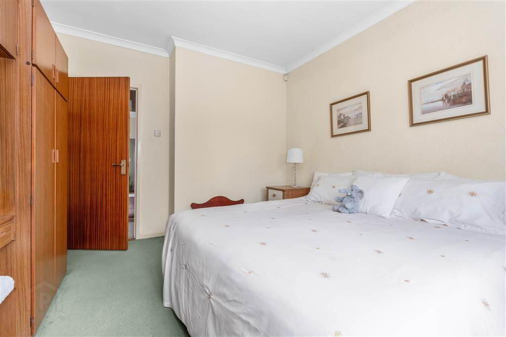 76 Grange Road 20 of 33