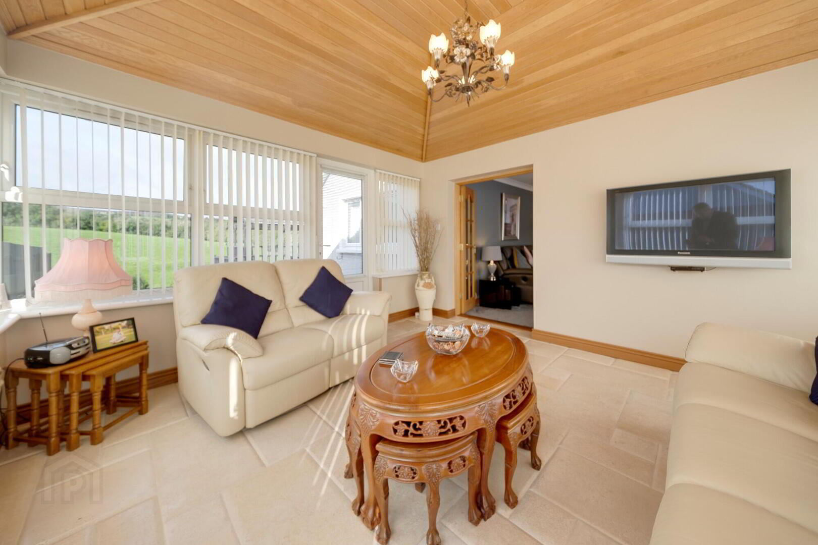 78 Iniscarn Road 14 of 44