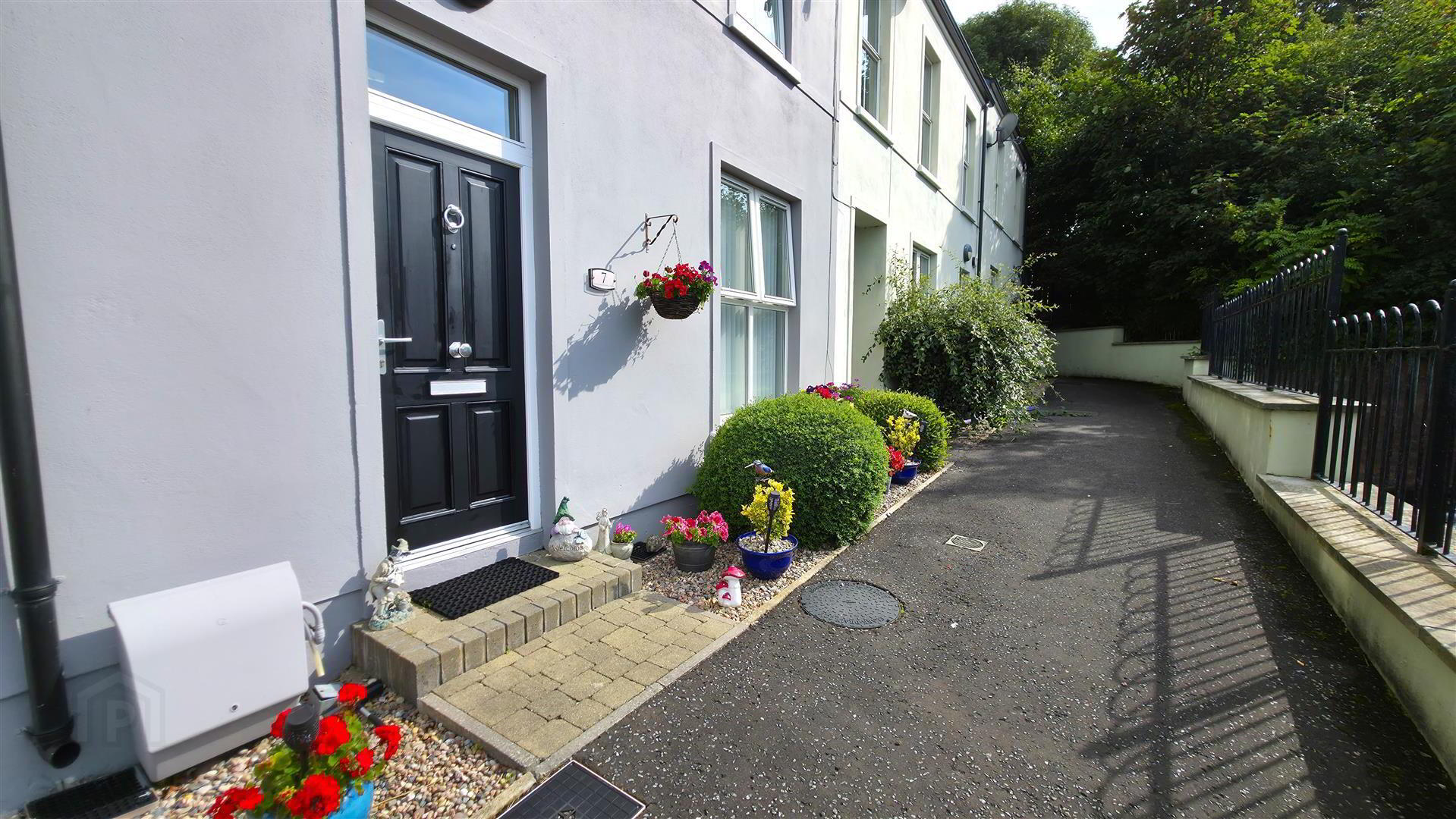 property description image