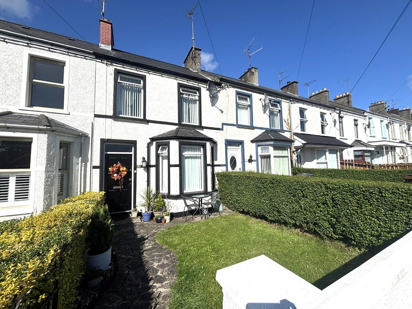 6 Meadow Street 1 of 17