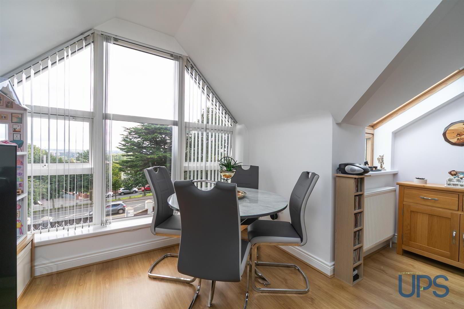 Apt 10 Pinetree Court, 157 Glen Road 6 of 27