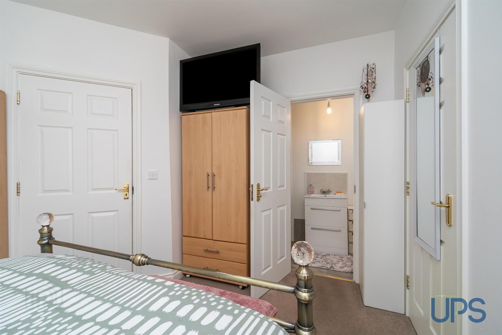 Apt 10 Pinetree Court, 157 Glen Road 13 of 27