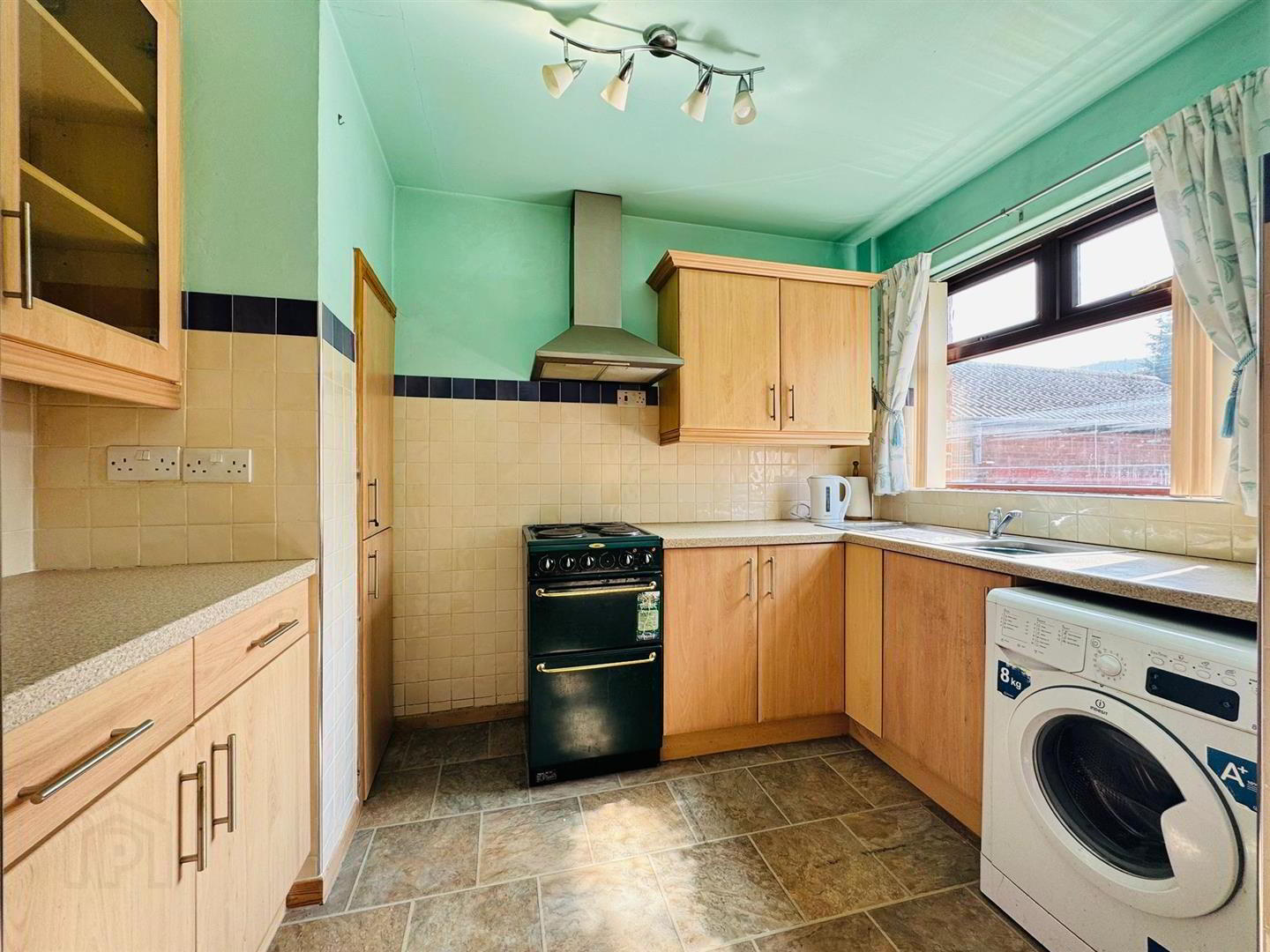 26 Elmfield Road 5 of 13