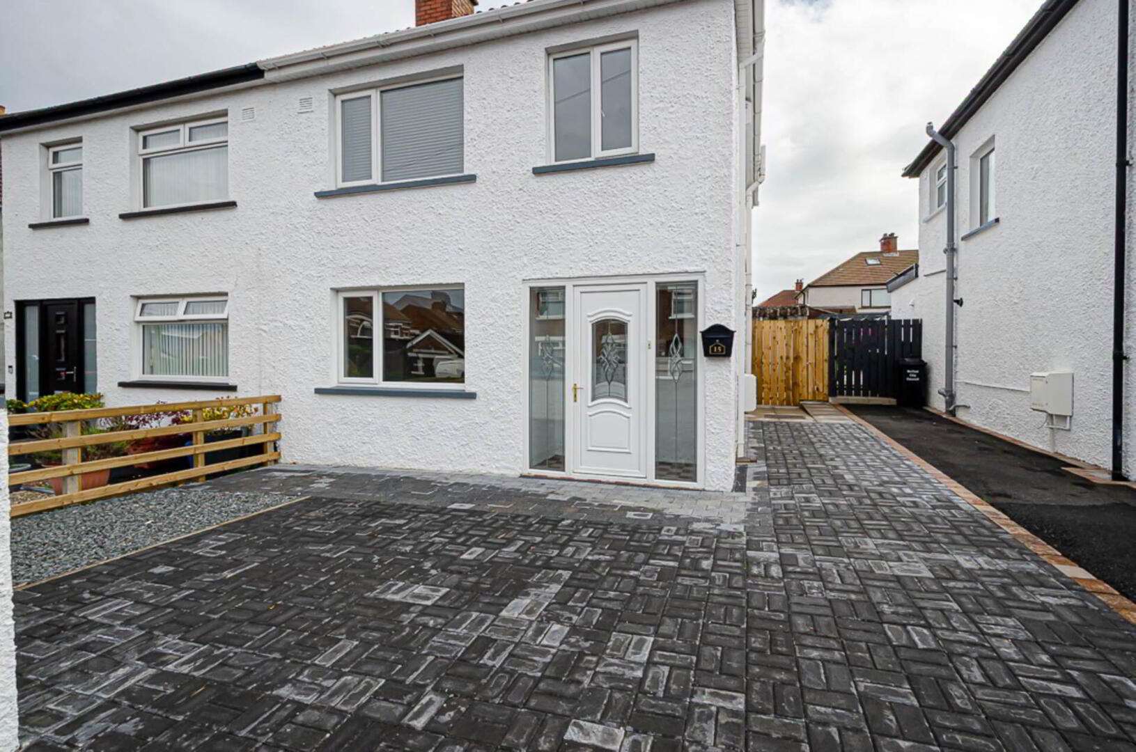 property description image