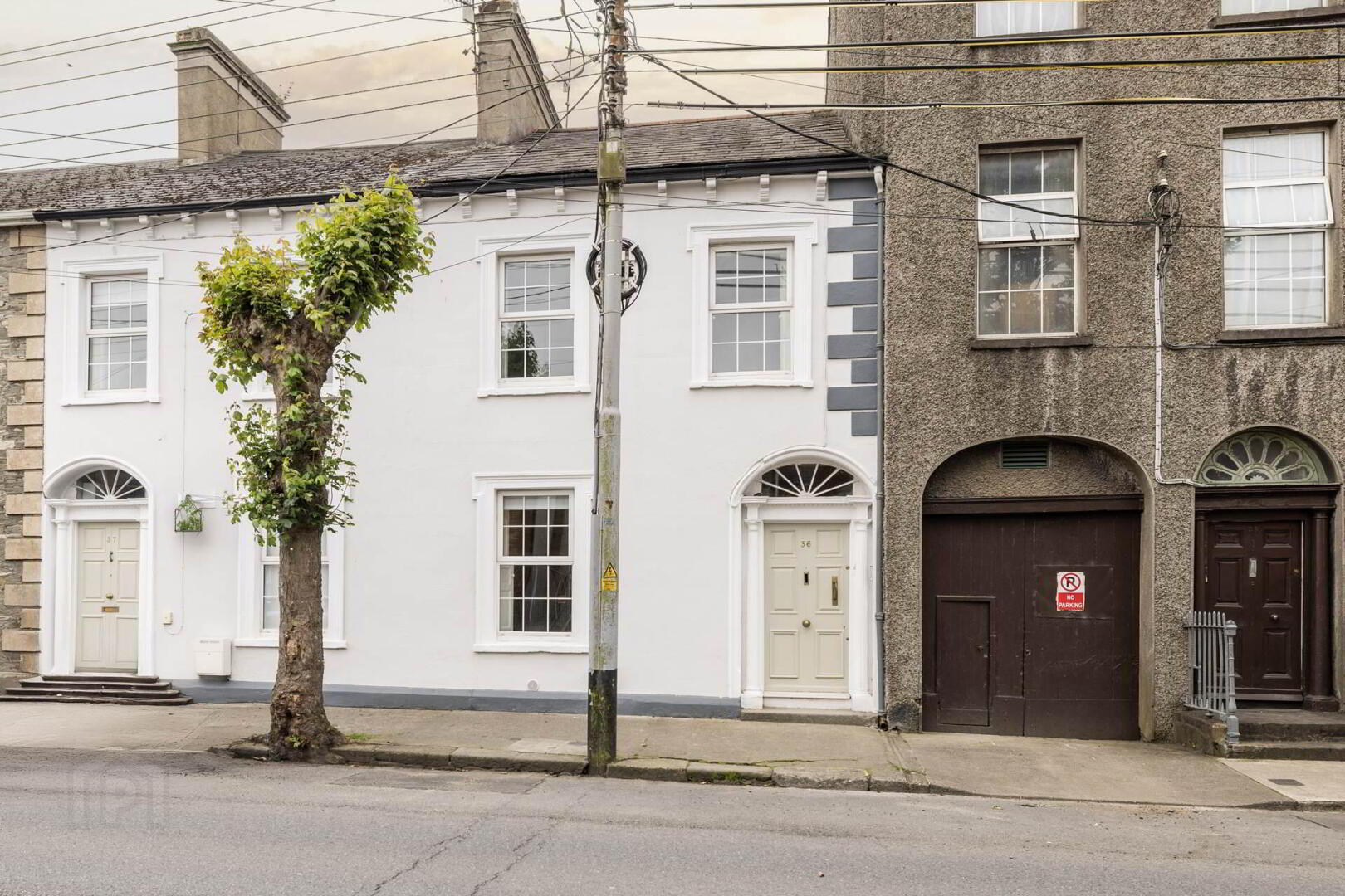 36 Seatown Place 1 of 27
