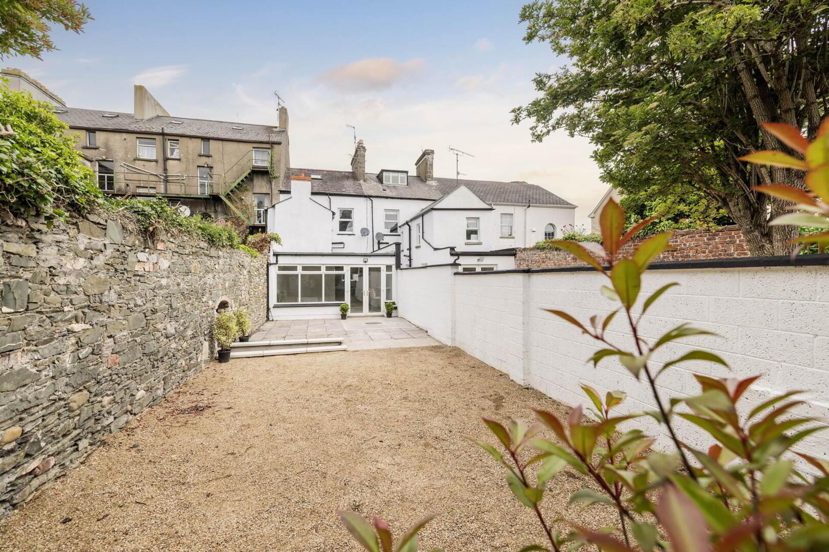 36 Seatown Place 2 of 27