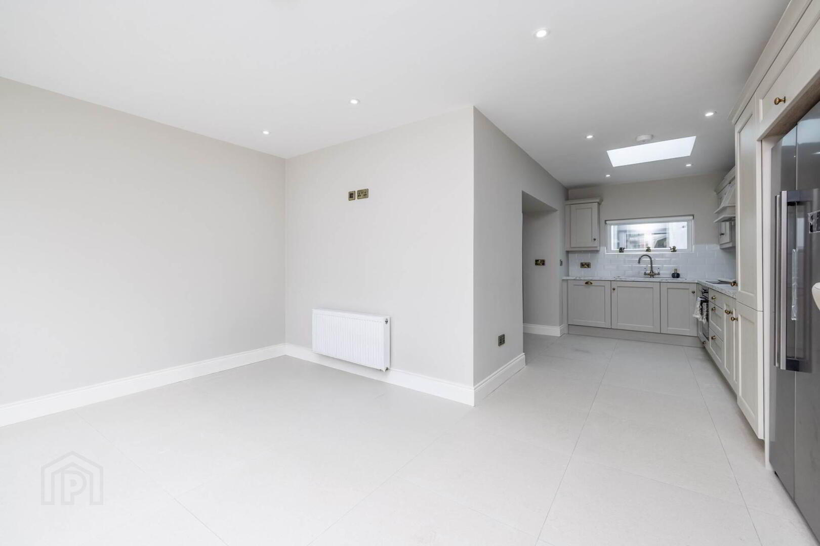 36 Seatown Place 18 of 27
