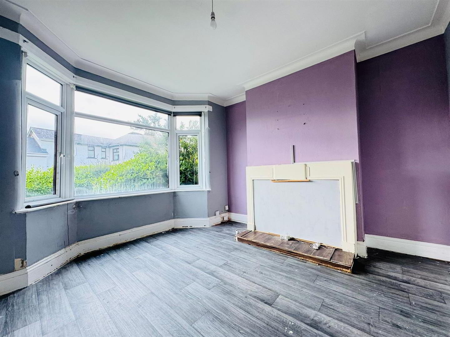 property description image