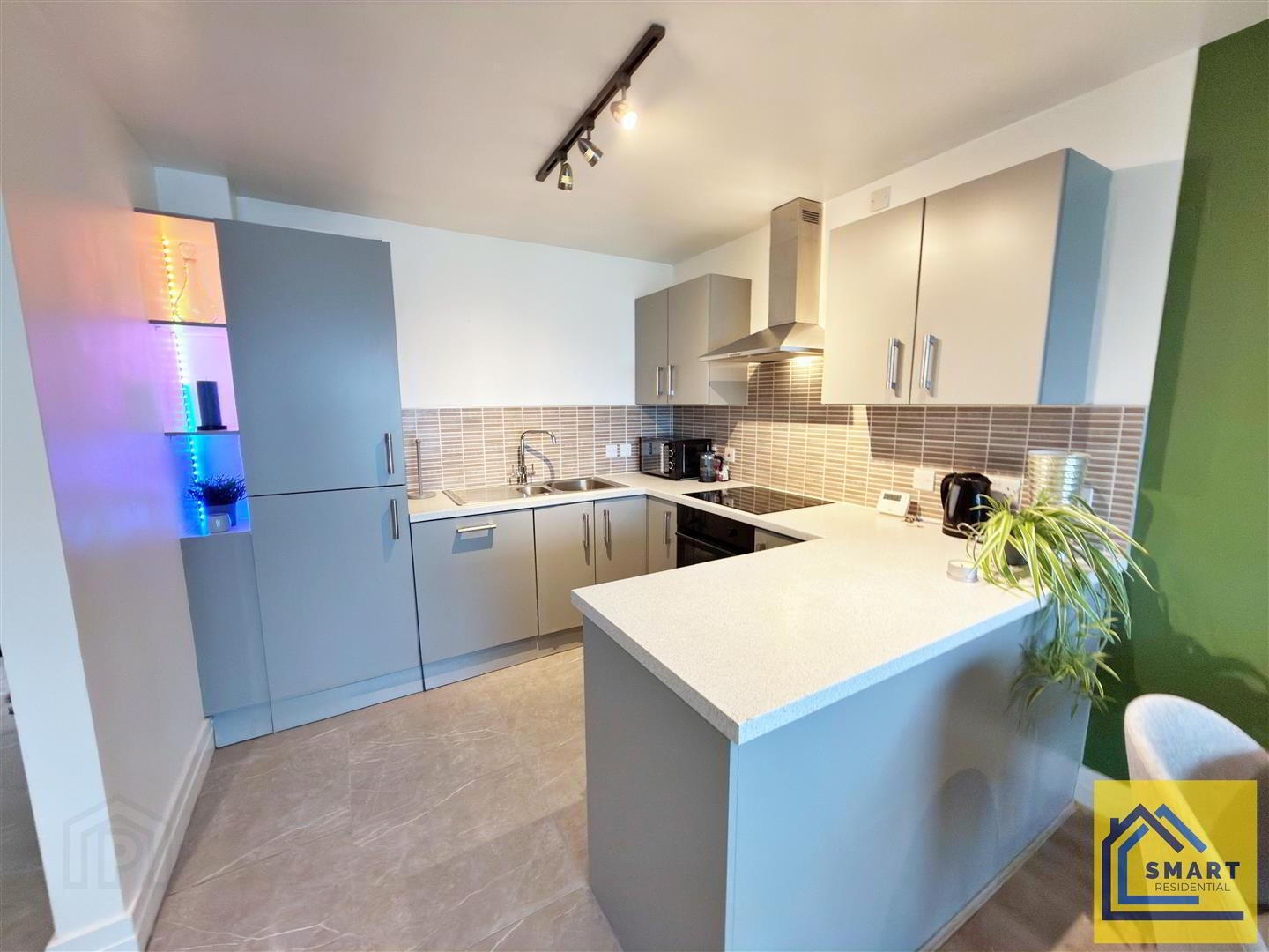 Apt 57 James Clow, 42 Pilot Street 8 of 20