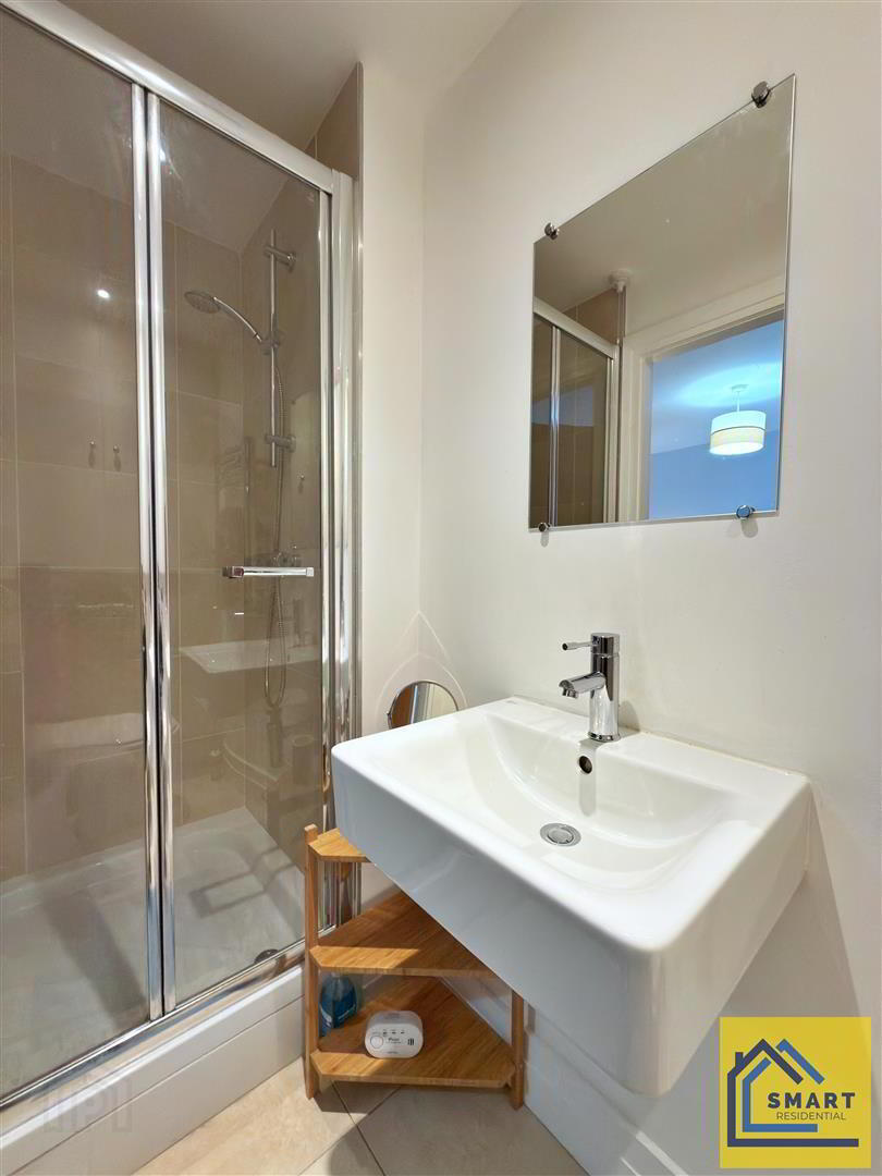 Apt 57 James Clow, 42 Pilot Street 12 of 20