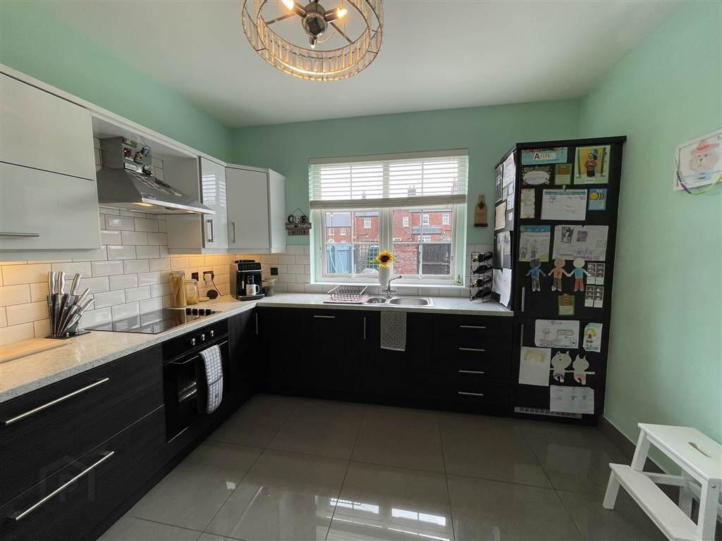 83 Portmore Hall 11 of 30
