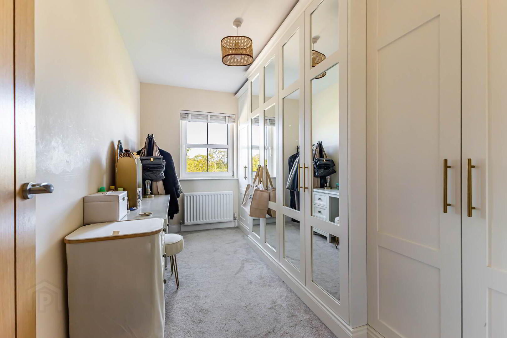 41 Anahilt Gate 18 of 26
