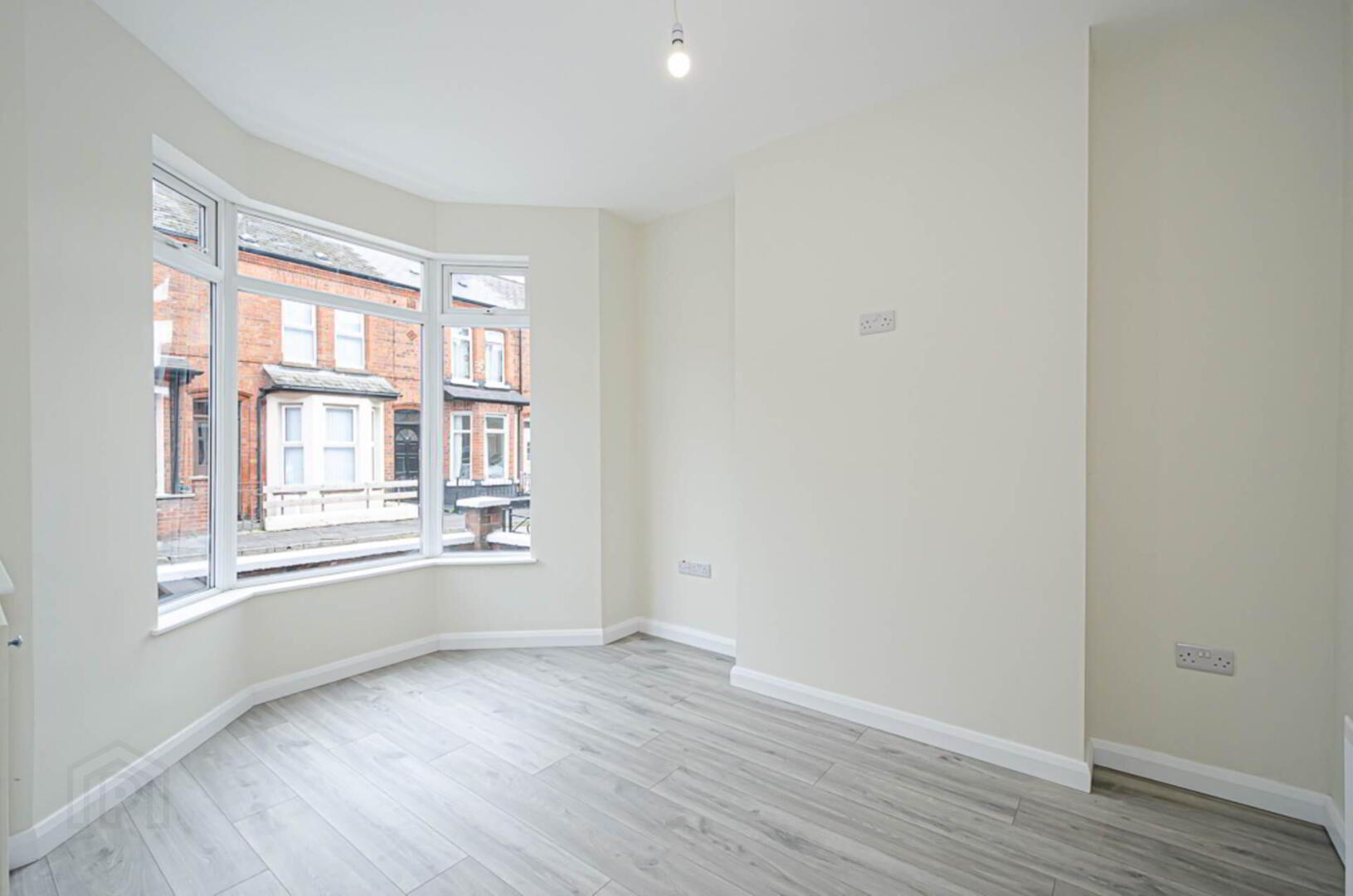 11 Rochester Street 8 of 49