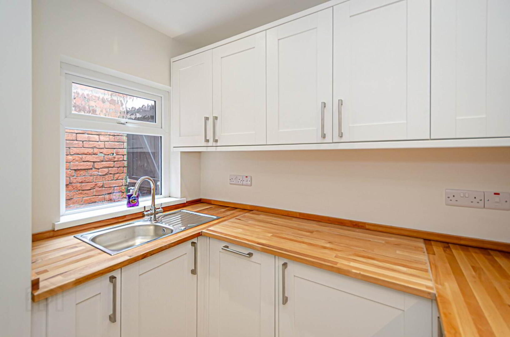 11 Rochester Street 23 of 49