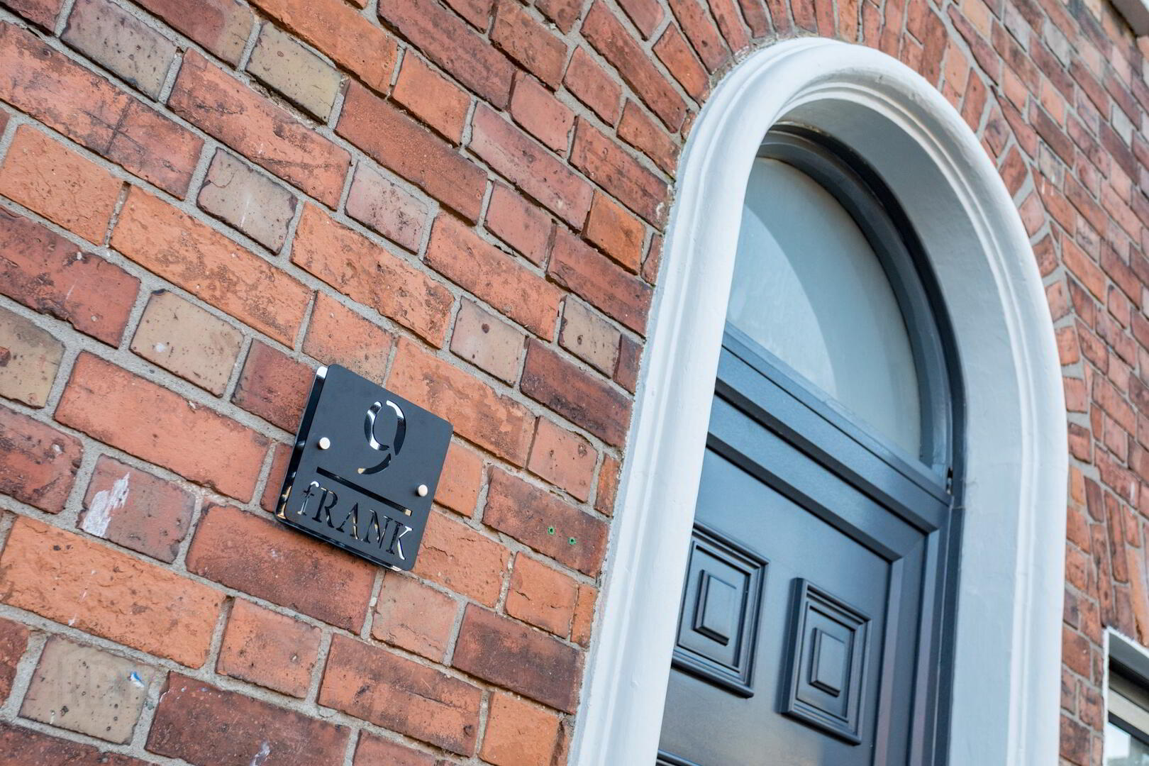 Room 5, 9 Frank Street 1 of 24