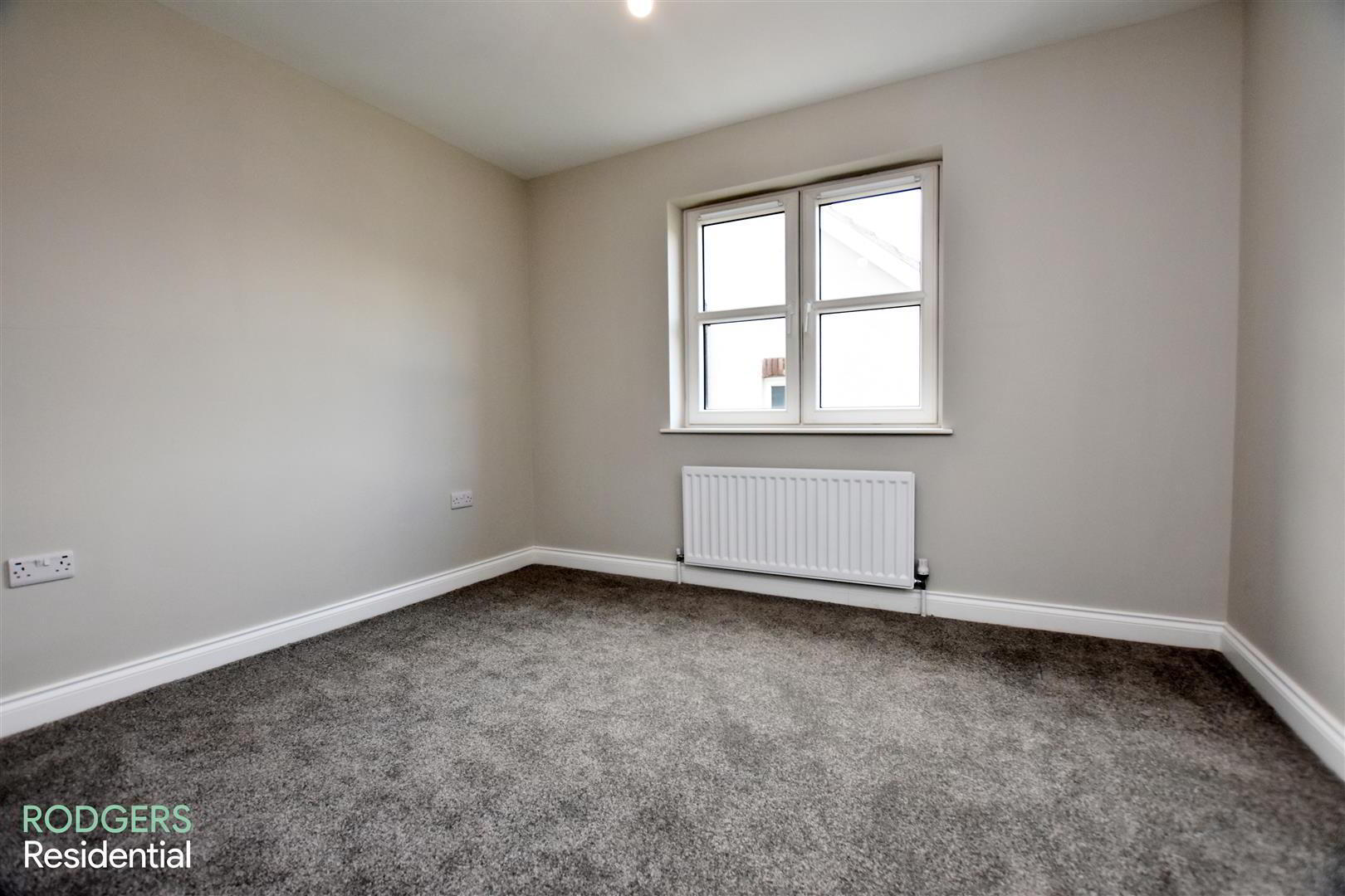 Apt 5, 12a Highgrove Meadows 8 of 12