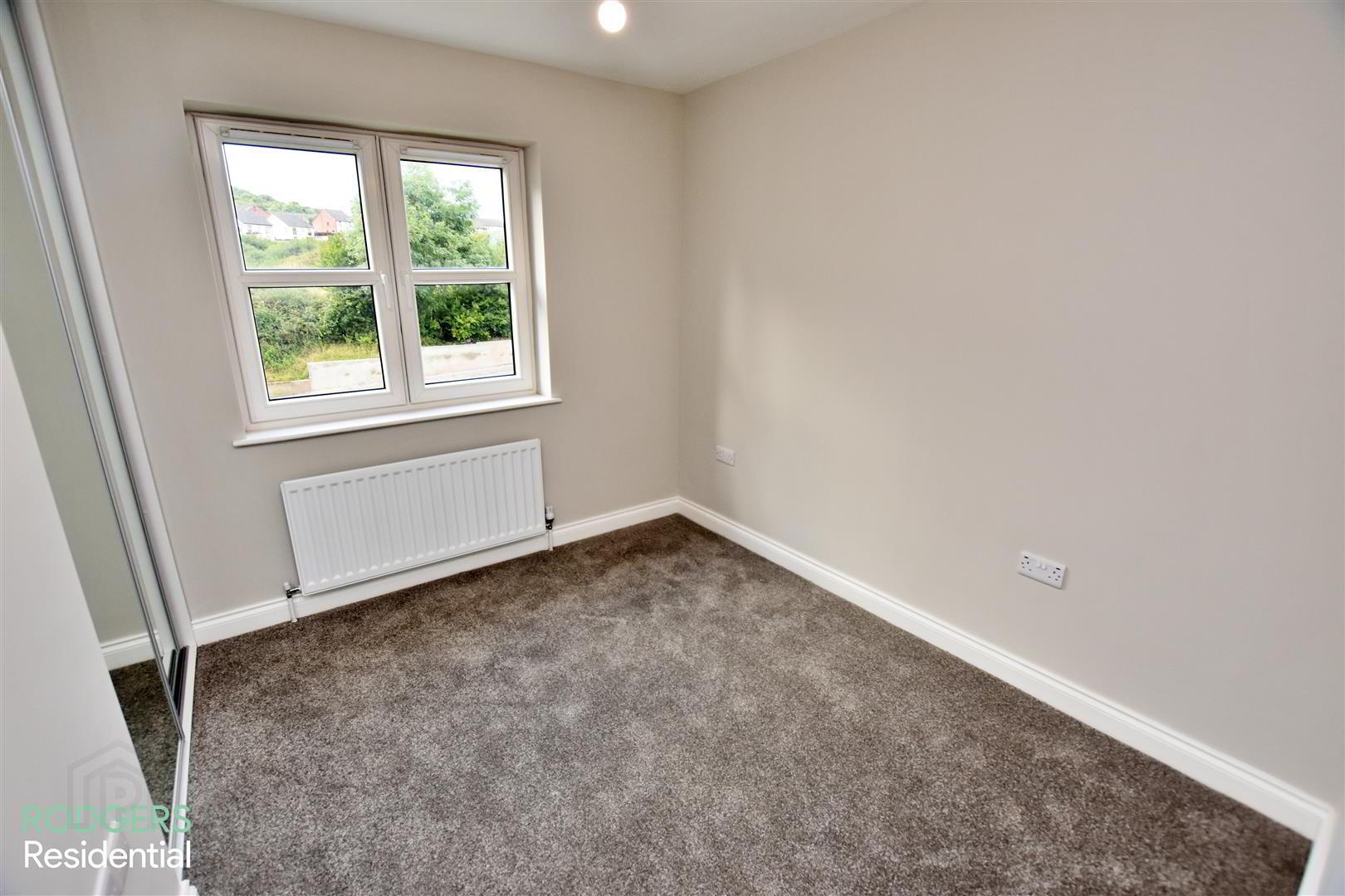 Apt 5, 12a Highgrove Meadows 12 of 12