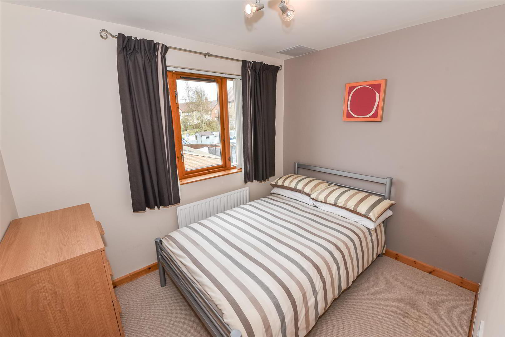 24e Shaftesbury Road 7 of 9