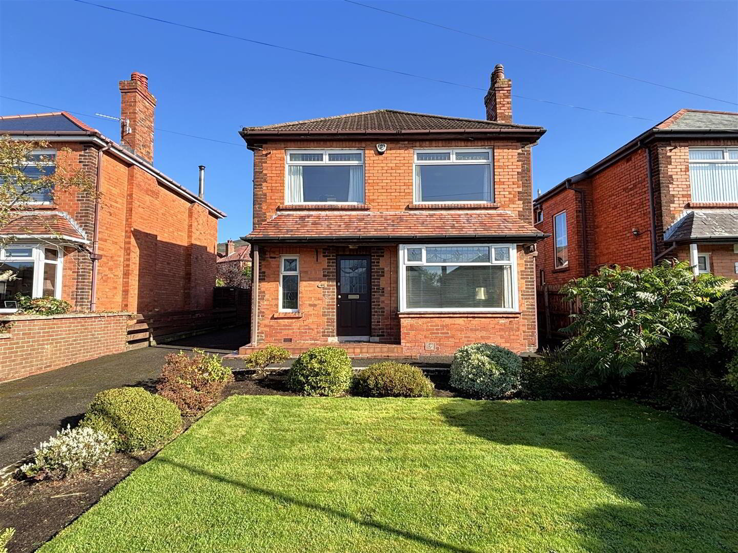 15 Sunningdale Park 1 of 34