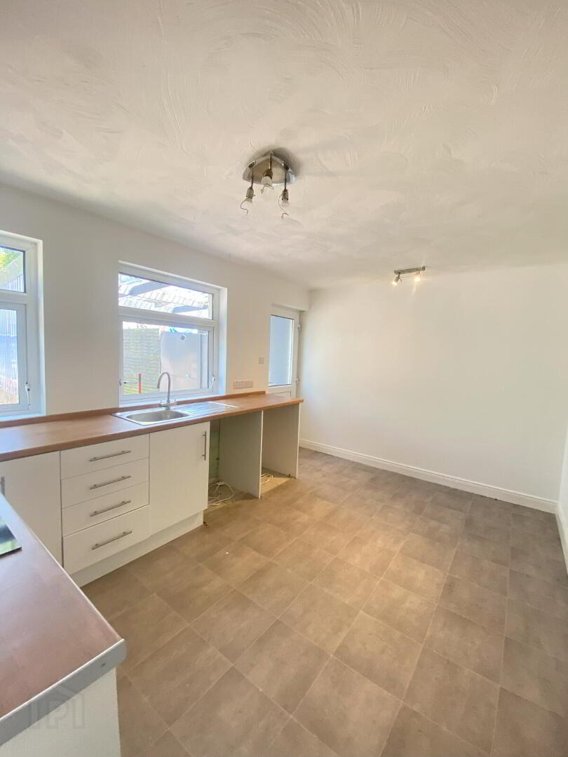 54 Moylena Grove 6 of 11