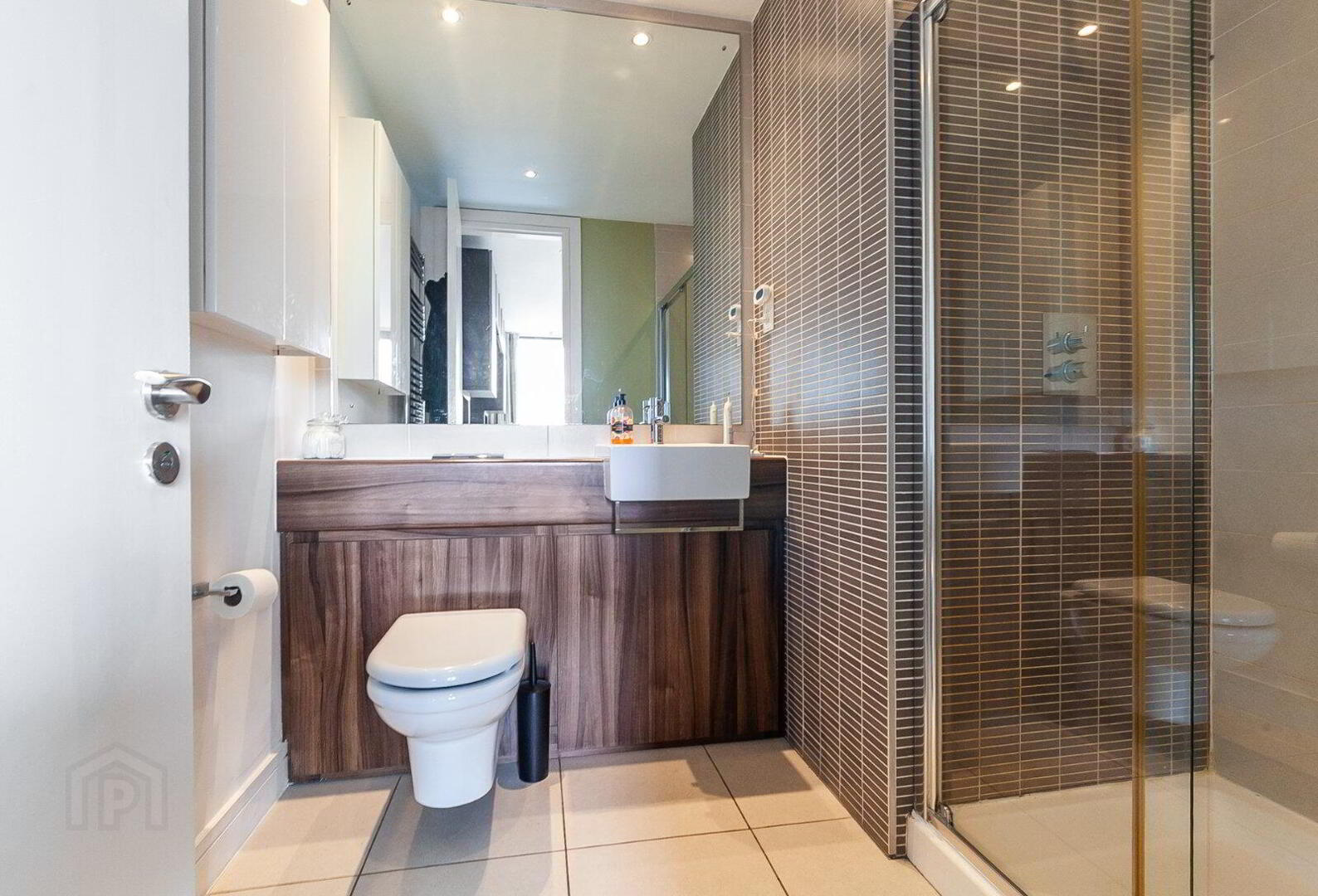 Apartment 3.37 The Arc 2d Queens Road 9 of 13