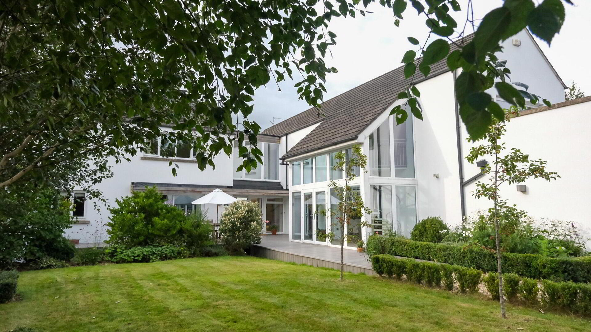 4 Farm Court 1 of 64