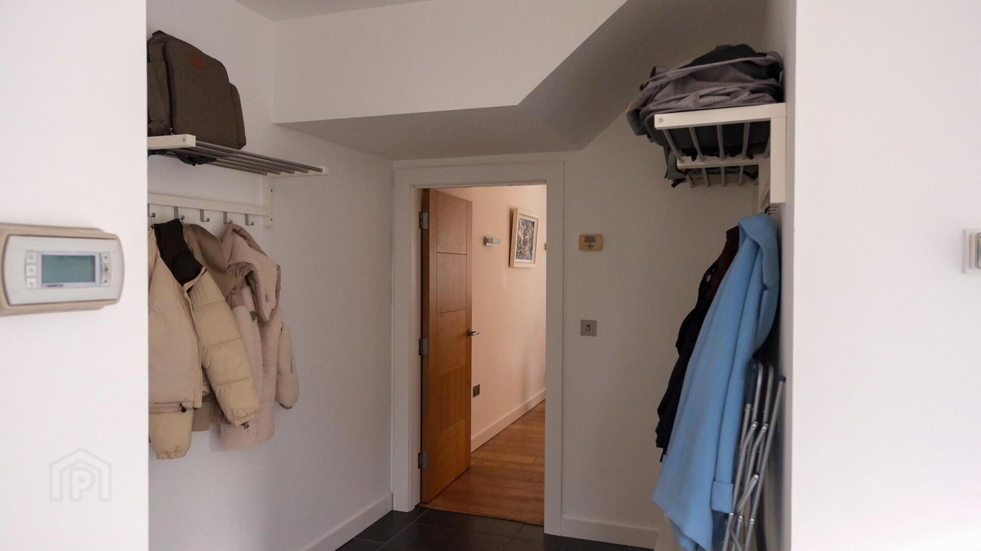 4 Farm Court 26 of 64