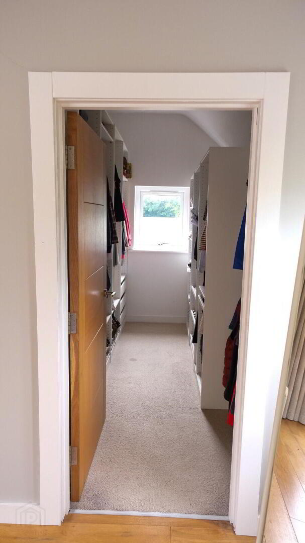 4 Farm Court 48 of 64