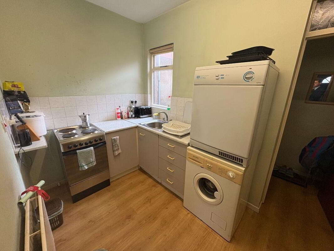 15 Coolfin Street 3 of 6
