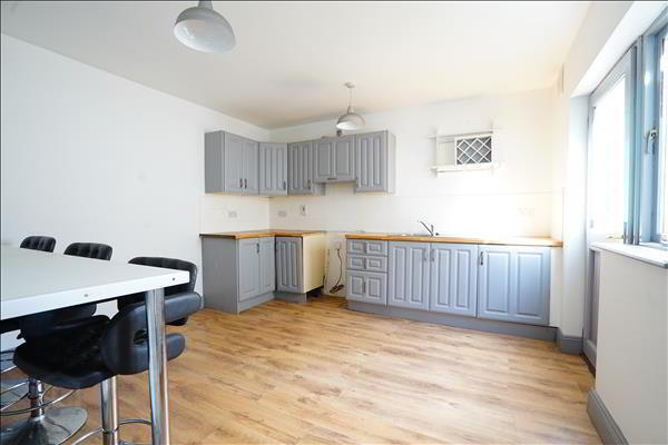 Mount Sion Crescent 4 of 11