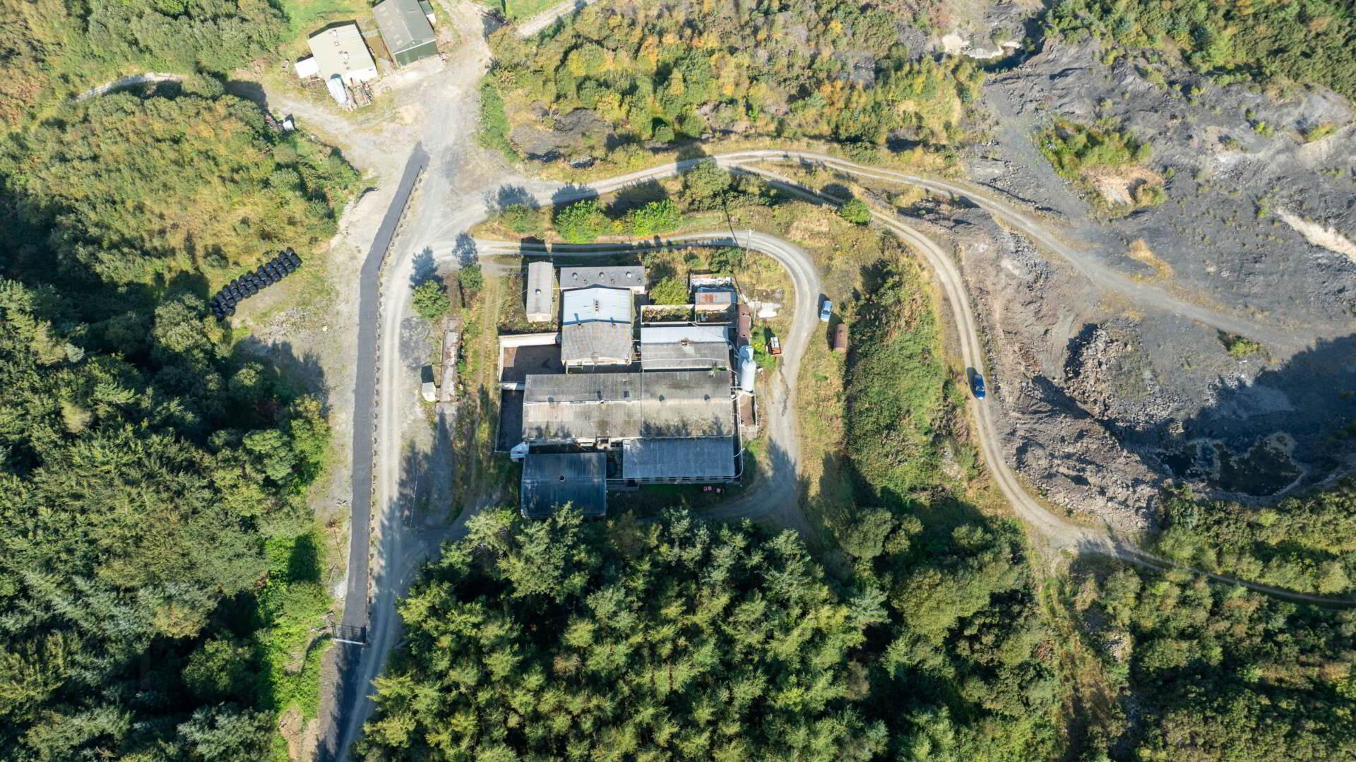 Pig Unit & Quarry Facility 7 of 8