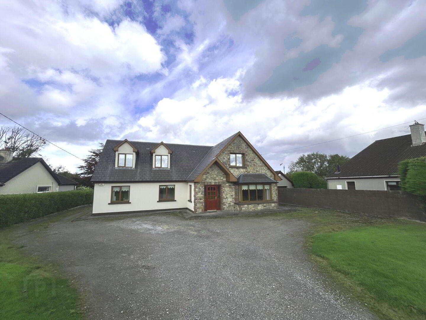 Cliona House, Caher Road 2 of 26