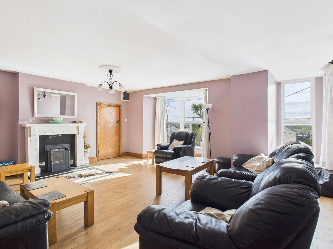 11 The Terrace Strand Street 5 of 49