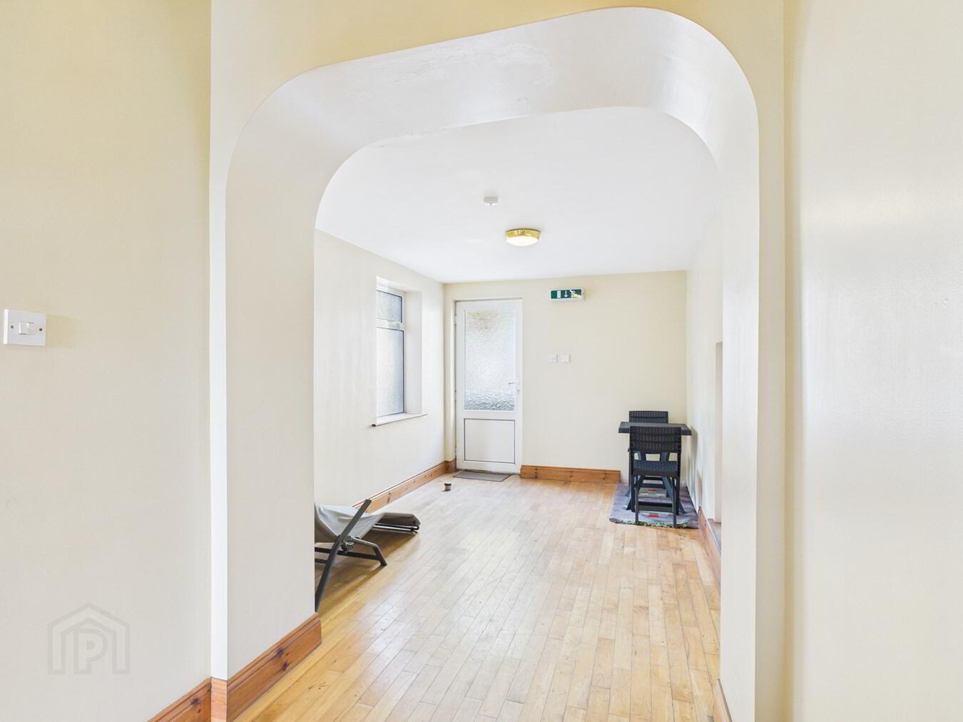 11 The Terrace Strand Street 13 of 49