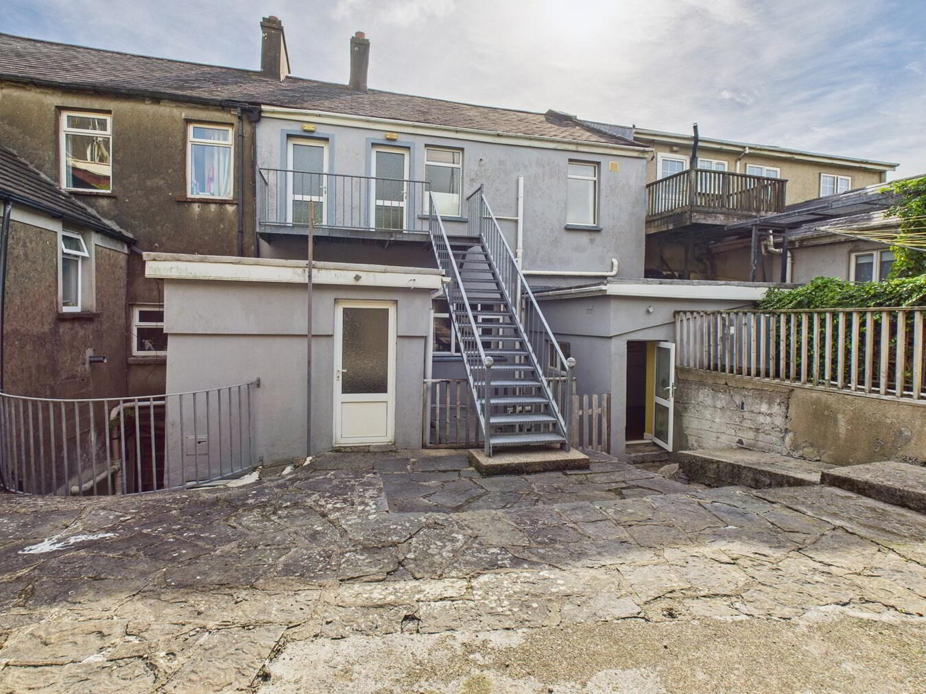 11 The Terrace Strand Street 31 of 49