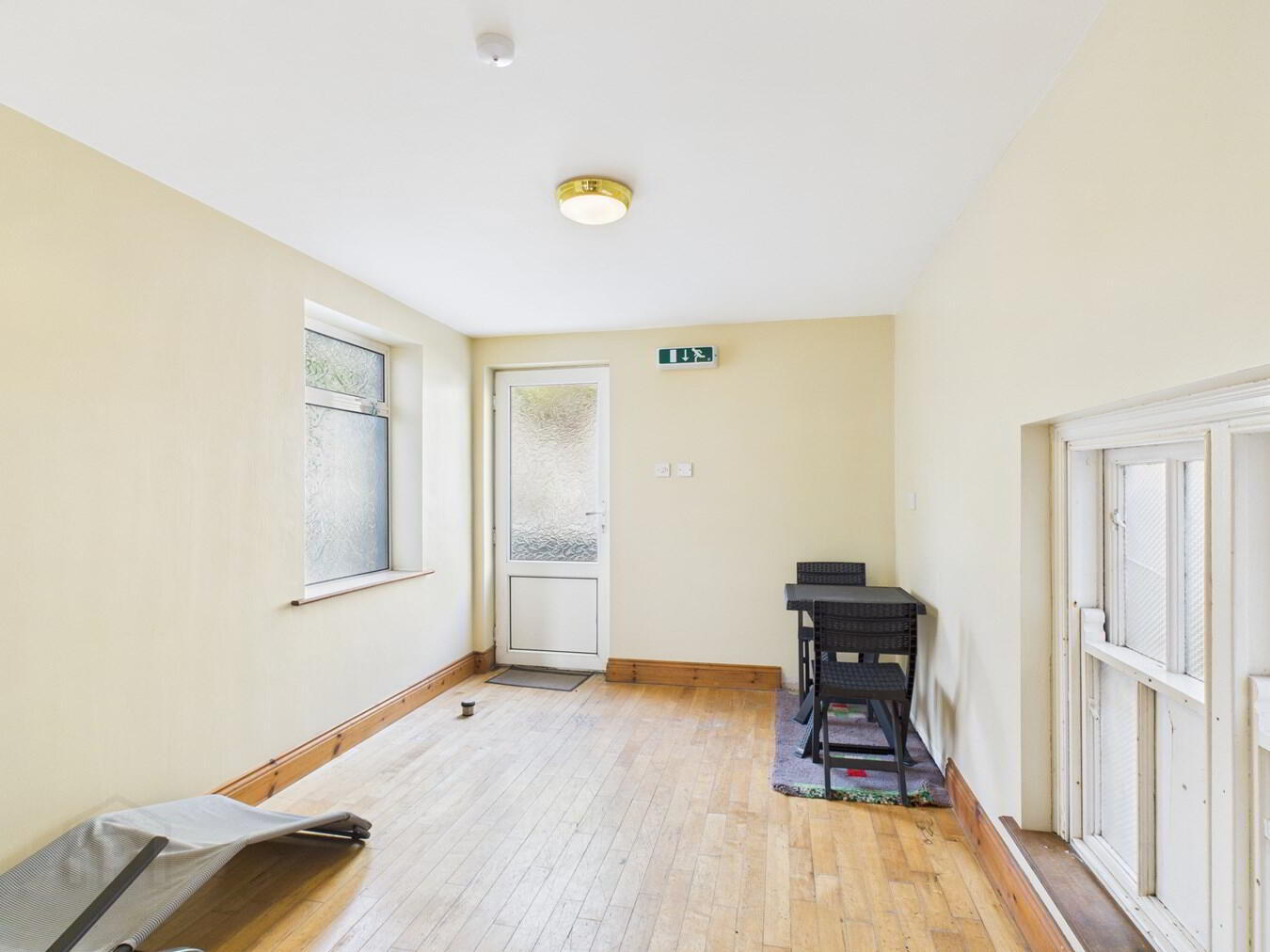 11 The Terrace Strand Street 14 of 49