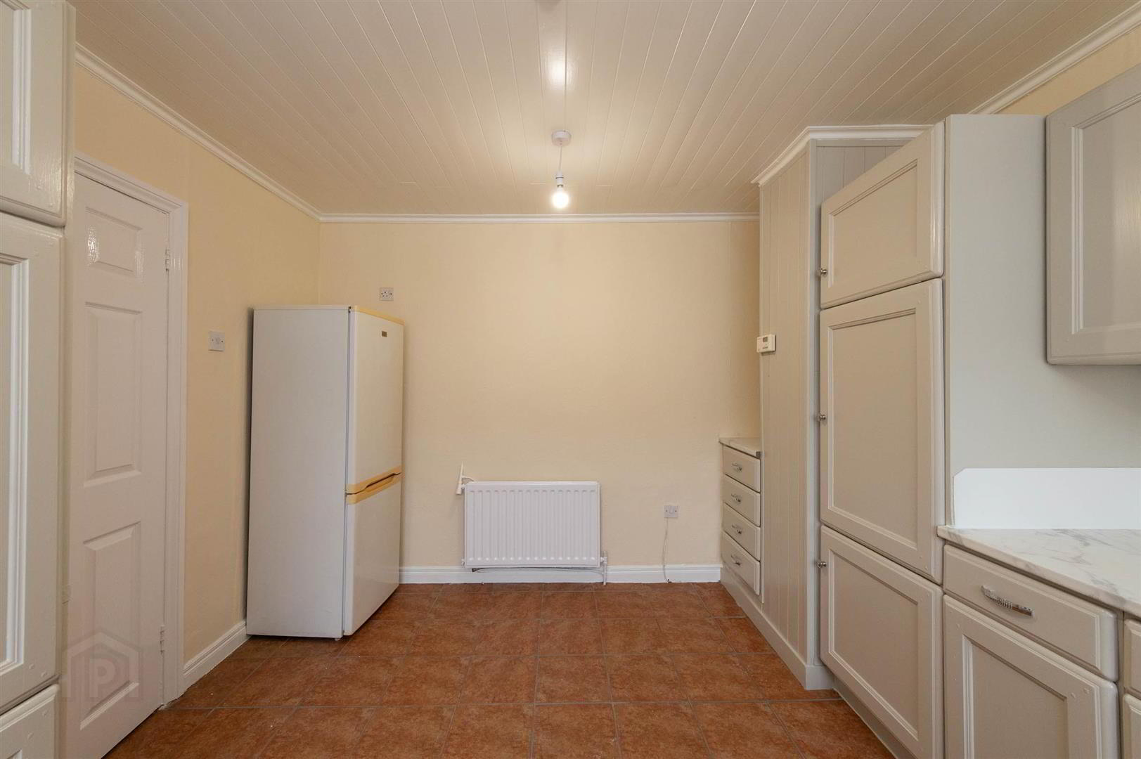 133 Saul Street 7 of 23