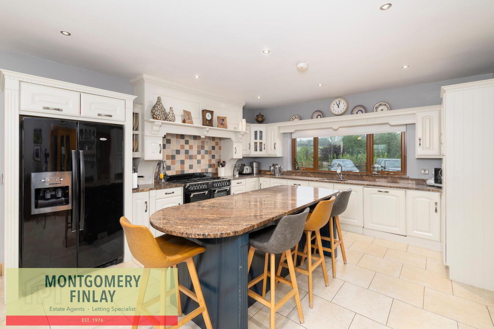 45 Pettigo Road 13 of 40
