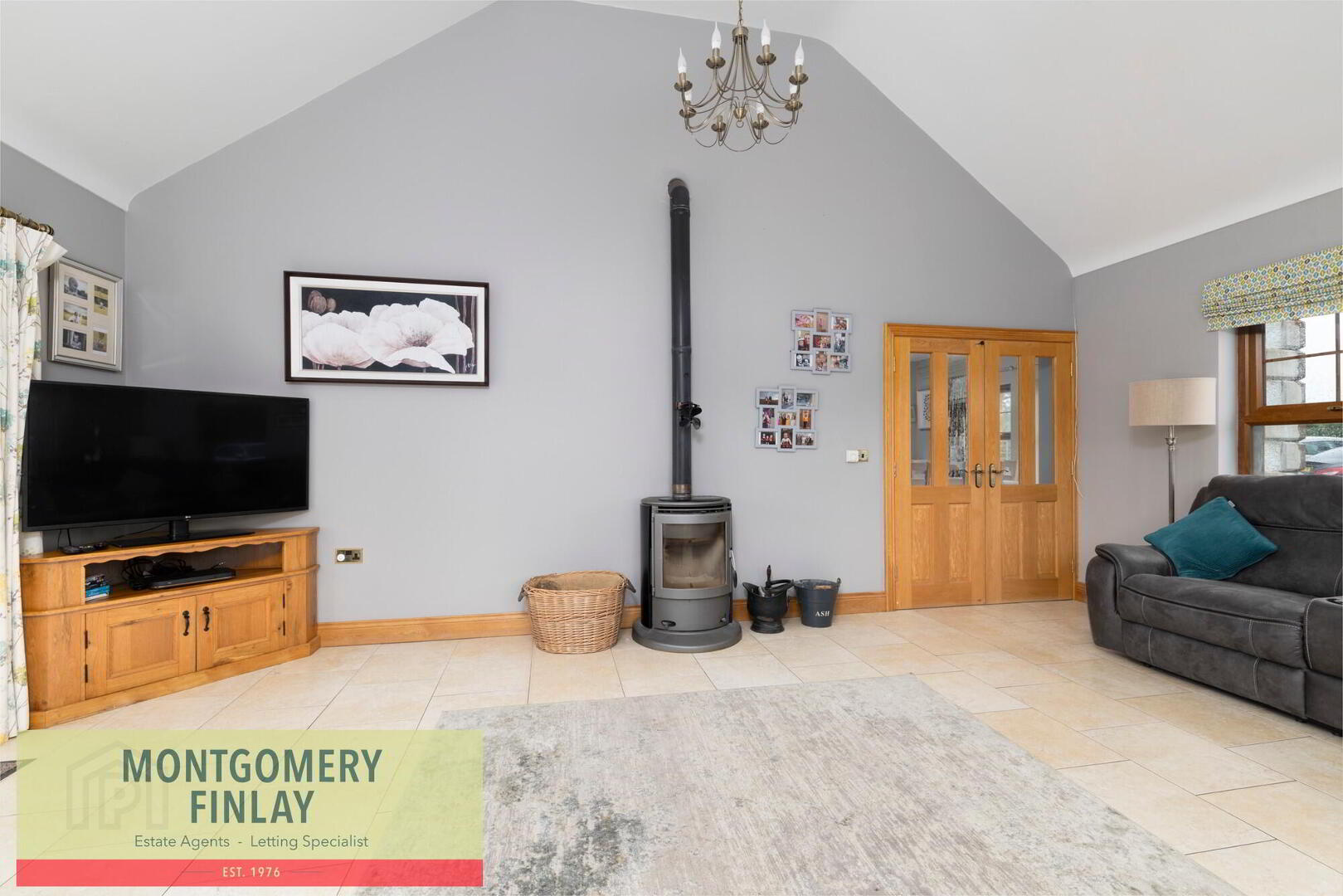 45 Pettigo Road 19 of 40
