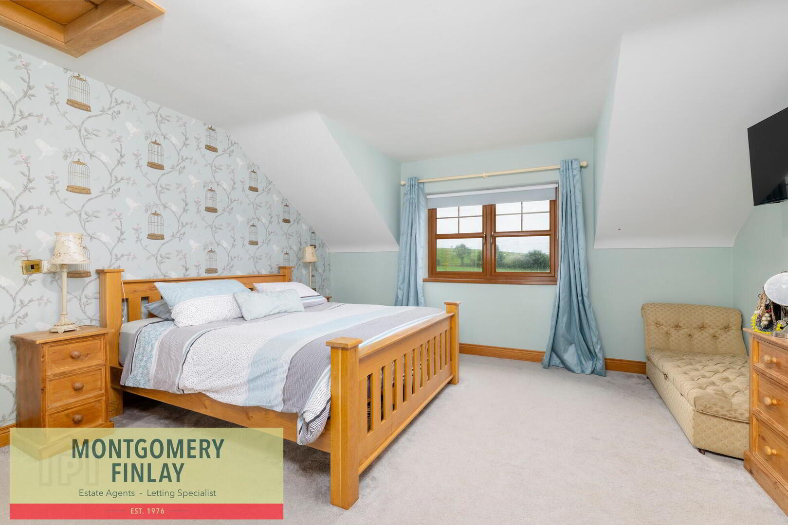 45 Pettigo Road 23 of 40