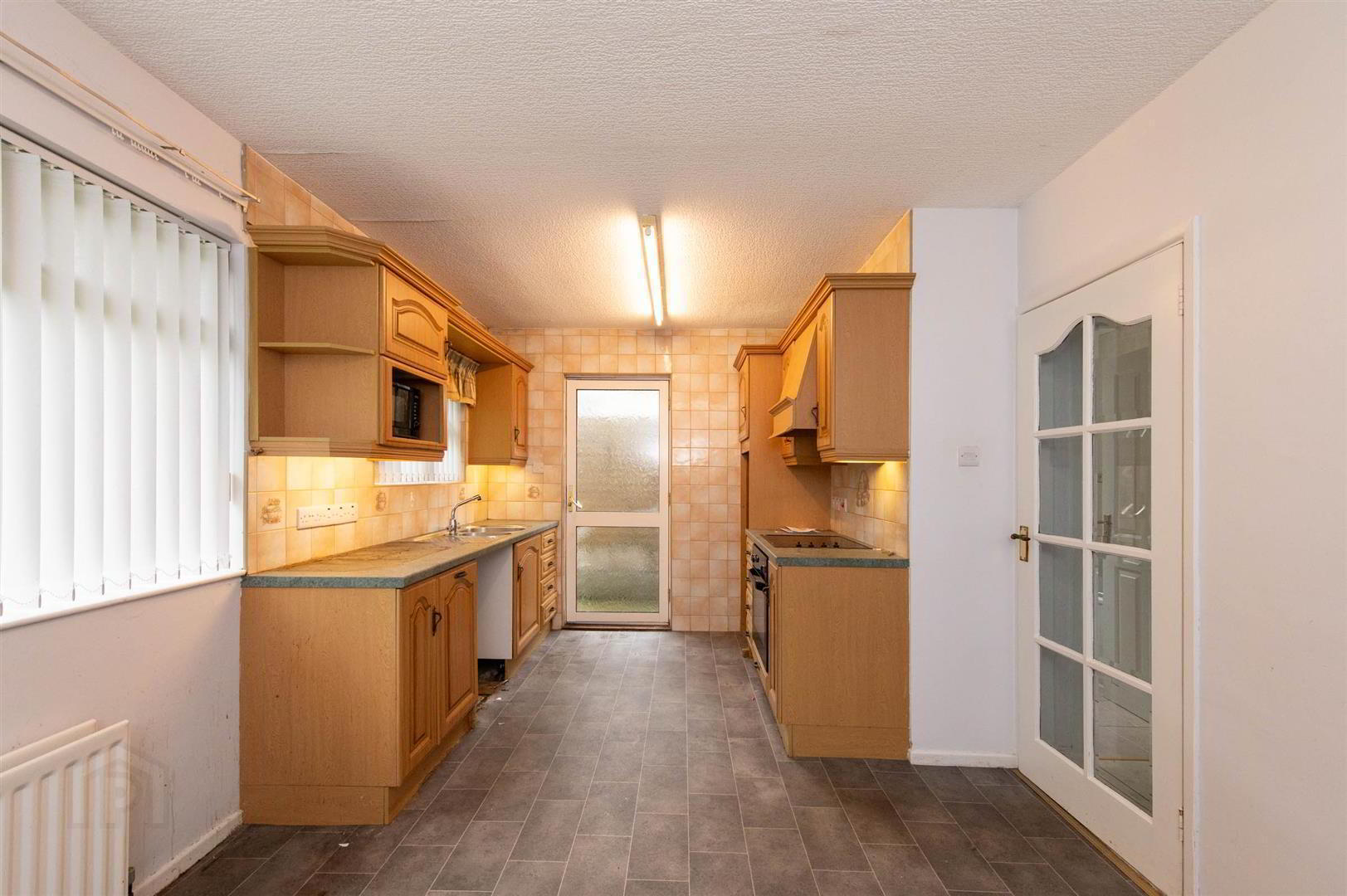 2 Movilla Road 9 of 18