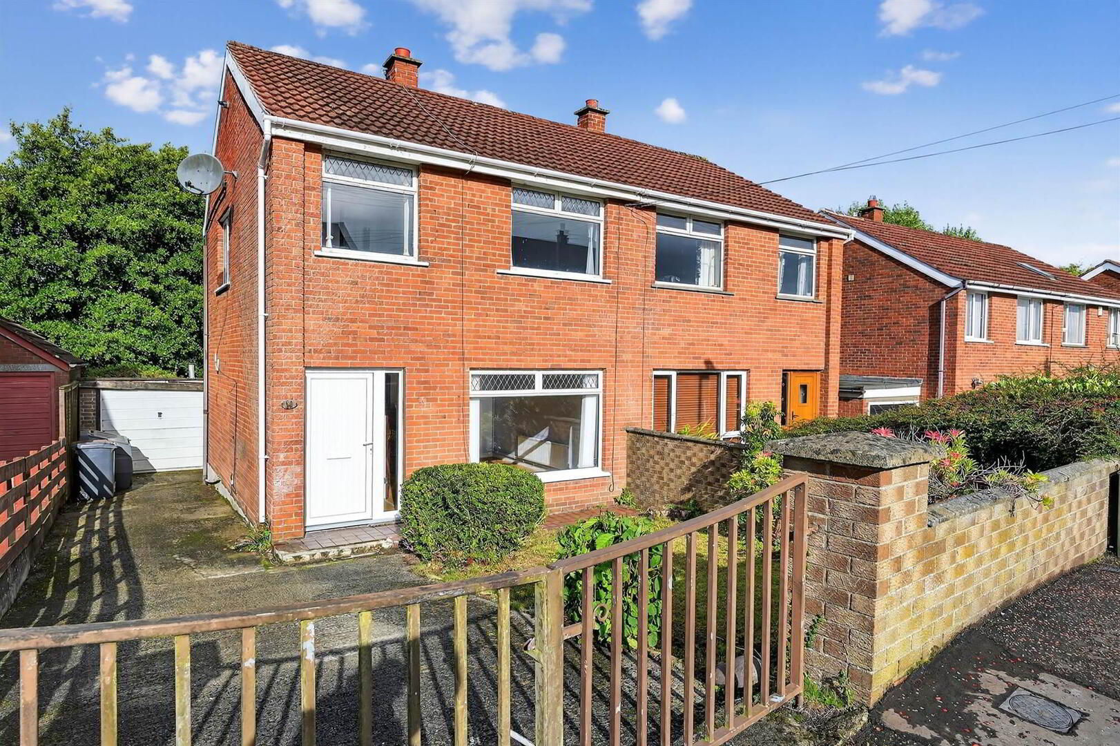 19 Woodbreda Avenue 1 of 15