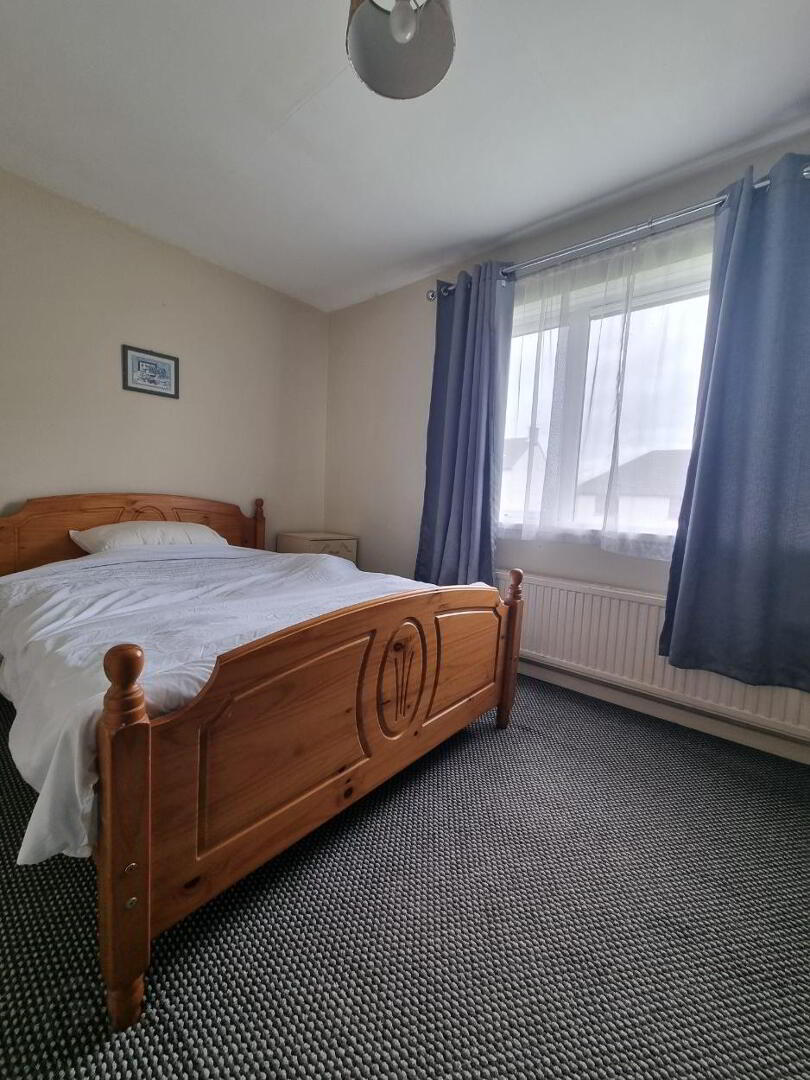 27c Dukes Grove 4 of 5