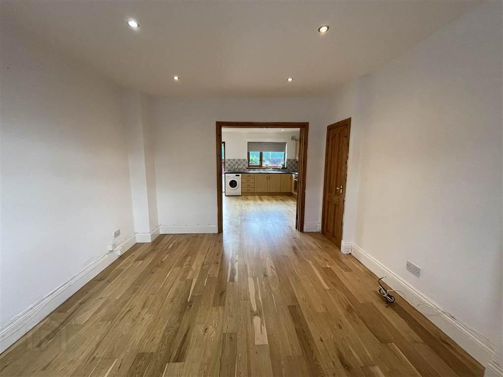 95 St James Road 4 of 19